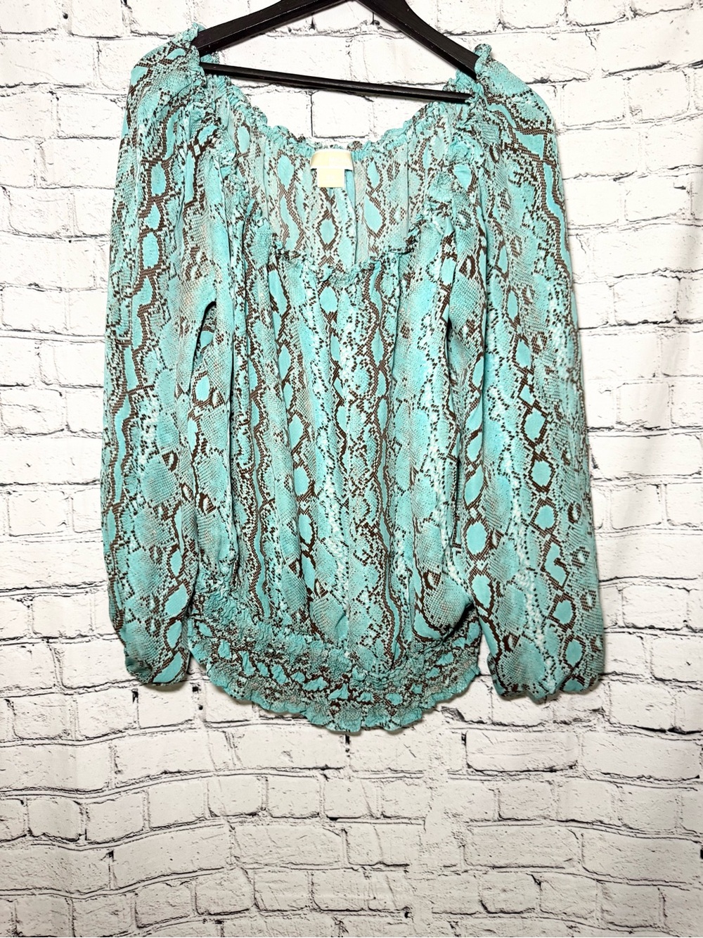 Michael Kors. Animal print blouse. Size 2X